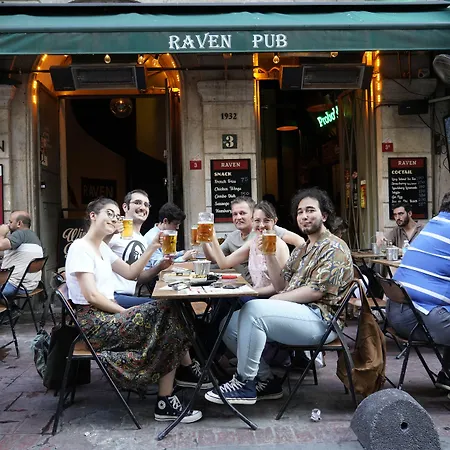 Raven Taksim Otel 3*