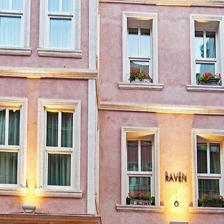 Raven Taksim Apartment *
