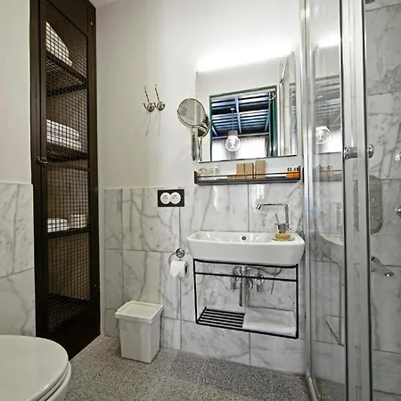 Raven Taksim Apartment