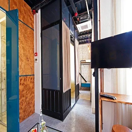 Ξενοδοχείο Raven Taksim